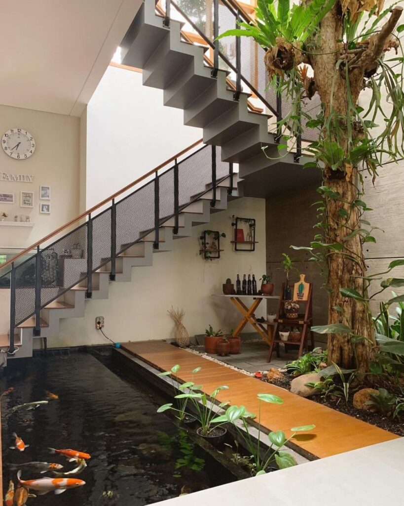 7 Ide Desain Taman Mungil Privat di Rumah, Serasa di Bali